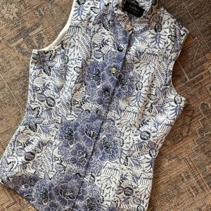 DANA Bachman  blue and white silk sleeveless top sz 8